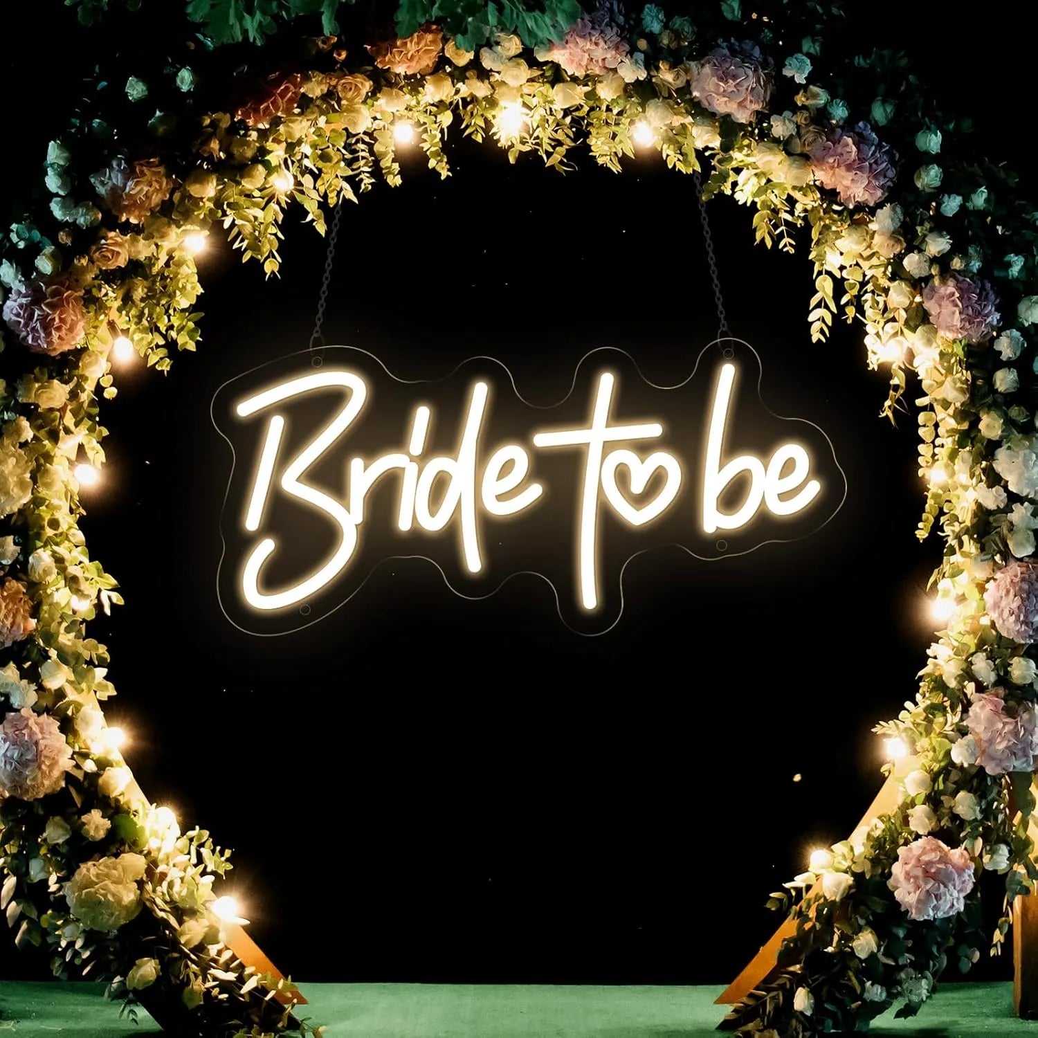 Couple Pic Header Neon sign "Bridal to be"